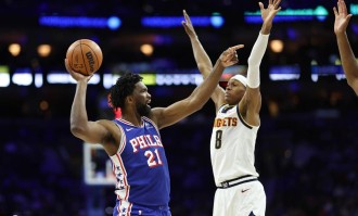 沃特森24分恩比德32+10 残阵掘金加时绝杀76人