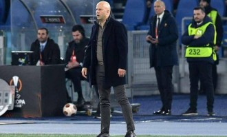 利物浦四连平球迷狂嘘，董事会为何依然力挺斯洛特