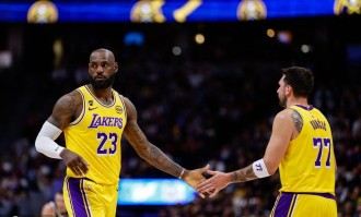 东契奇27+11约基奇28+12+13 湖人不敌掘金